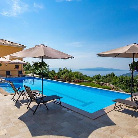 Apartments Villa Bv Opatija Luaran gambar