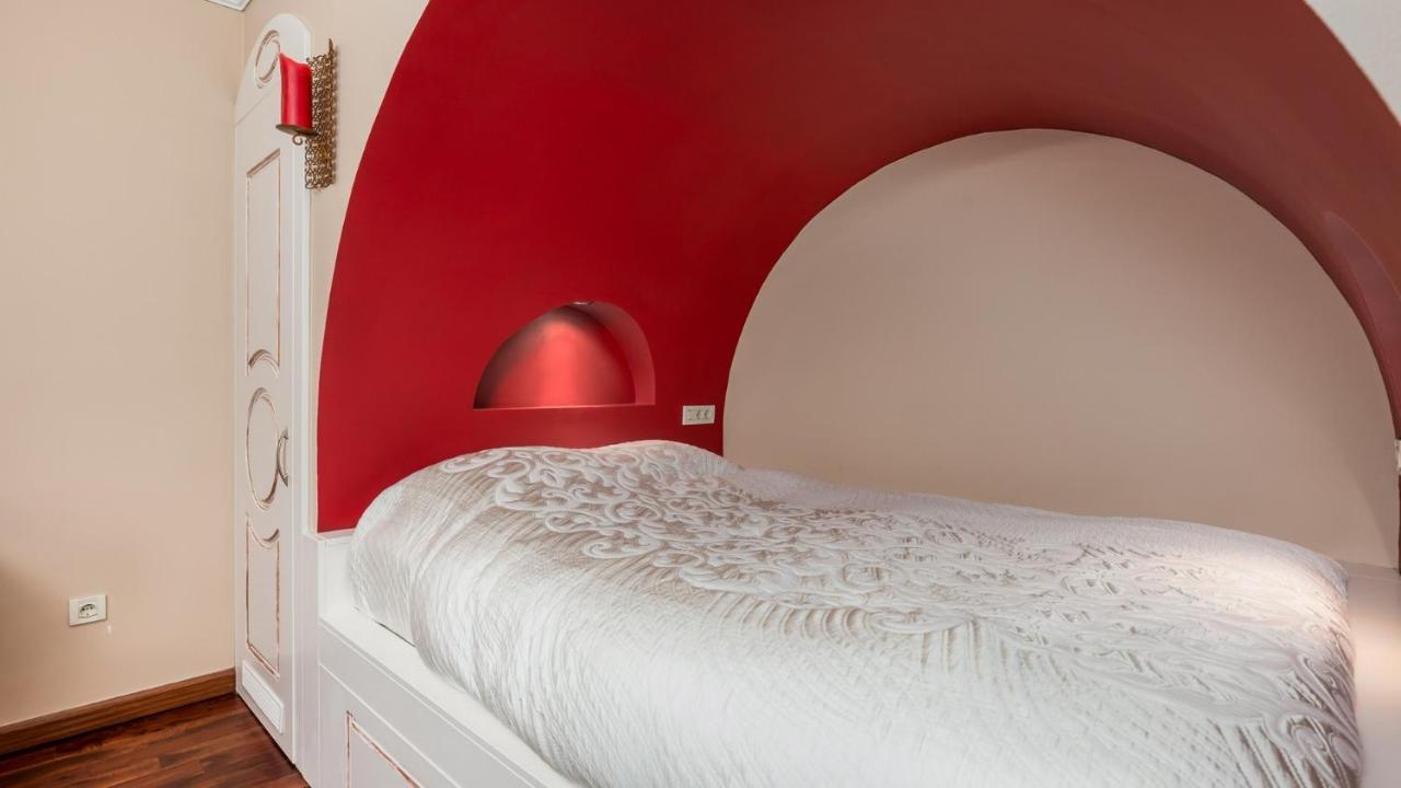 Apartments Villa Bv Opatija Luaran gambar