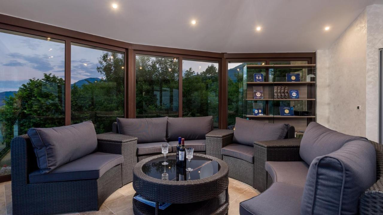 Apartments Villa Bv Opatija Luaran gambar